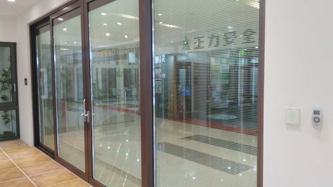 中空内置电动百叶玻璃